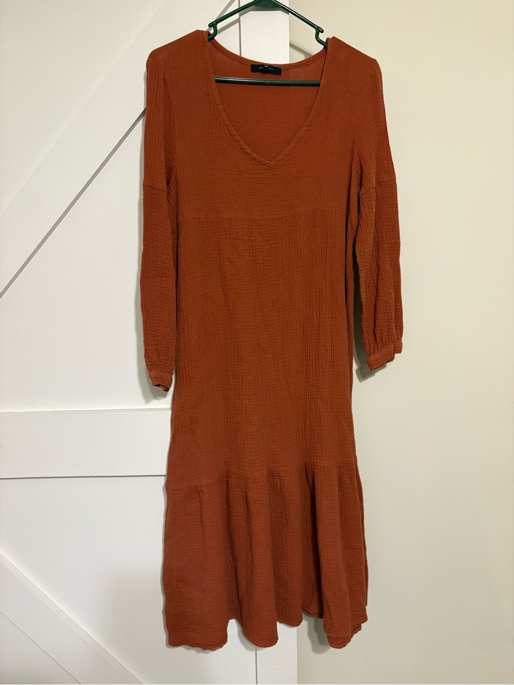 7 For All Mankind Rust Orange V‑Neck Long Sleeve Dress